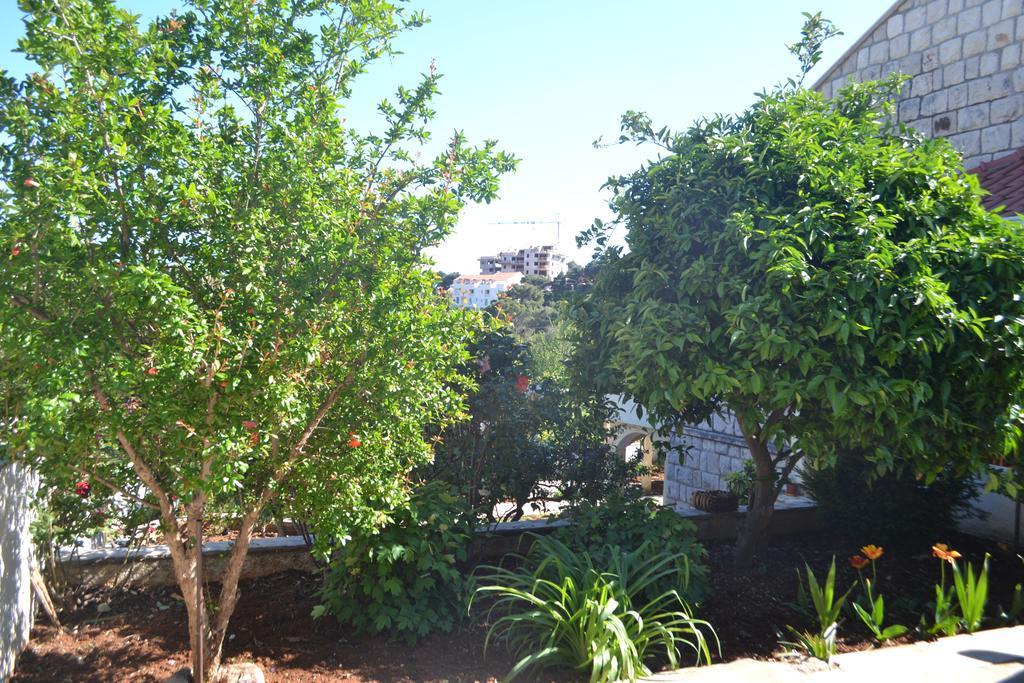 Madonna Guest House ดูบรอฟนิก ภายนอก รูปภาพ