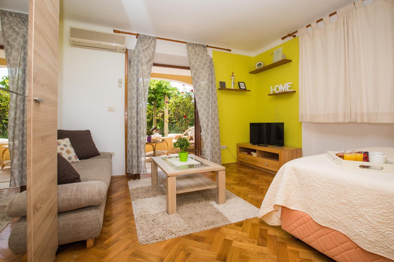 Madonna Guest House ดูบรอฟนิก ภายนอก รูปภาพ