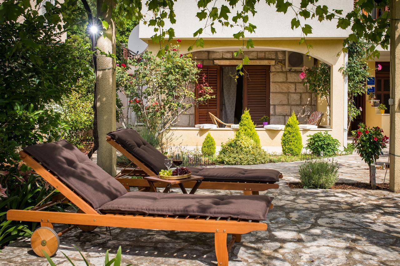 Madonna Guest House ดูบรอฟนิก ภายนอก รูปภาพ